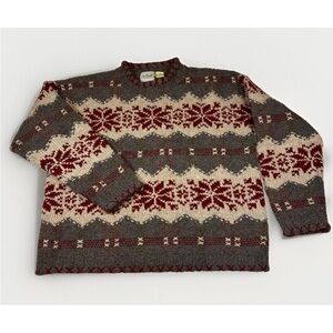 Men's Gray and Red Harry & David Northwest express hand knit Sweater